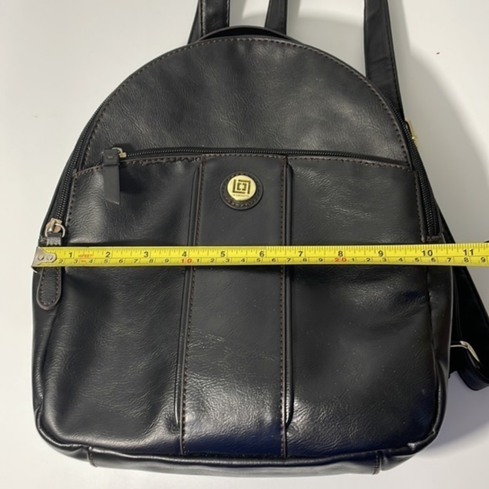 Liz Claiborne Vintage faux vegan leather backpack. Dark brown, can look black. - Picture 14 of 16